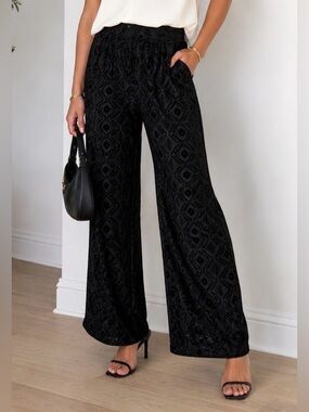 Marigold kiss elegant women’s Black Wide-Leg Textured Palazzo Pants flared NWT